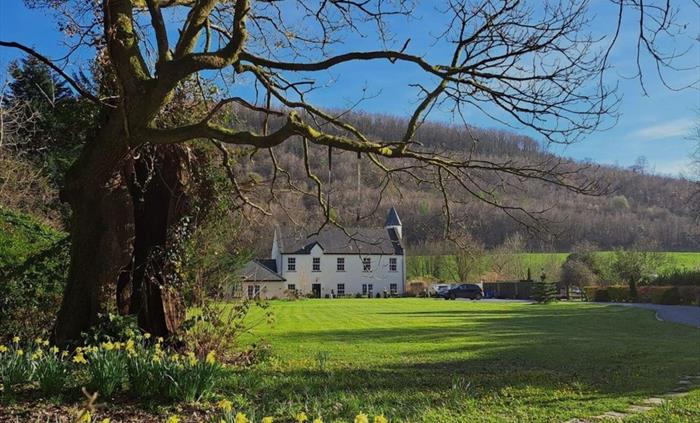 Spring time at Glangwili Mansion Luxury Bed & Breakfast, in the beautiful Gwili Valley, near Carmarthen